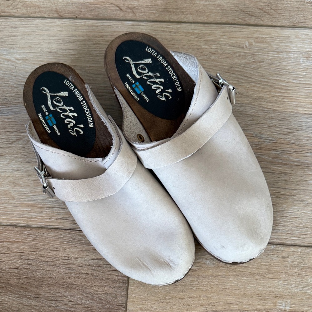 Lotta From Stockholm taupe Leather Clog Mules with Buckle